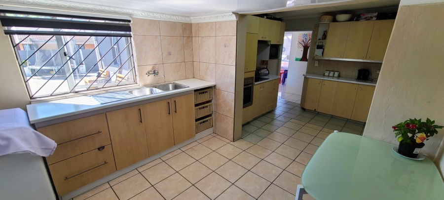 2 Bedroom Property for Sale in Tuscany Glen Western Cape
